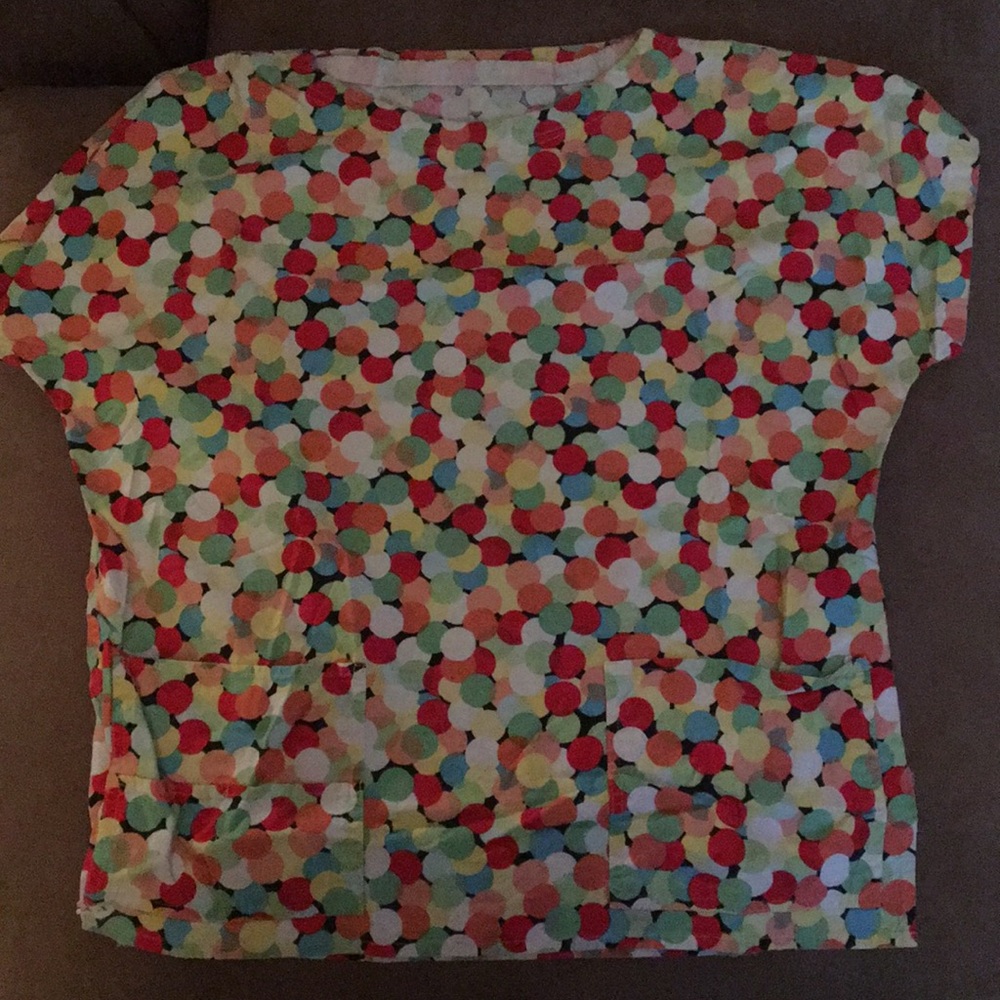 Scrub top - Picture 2 of 4